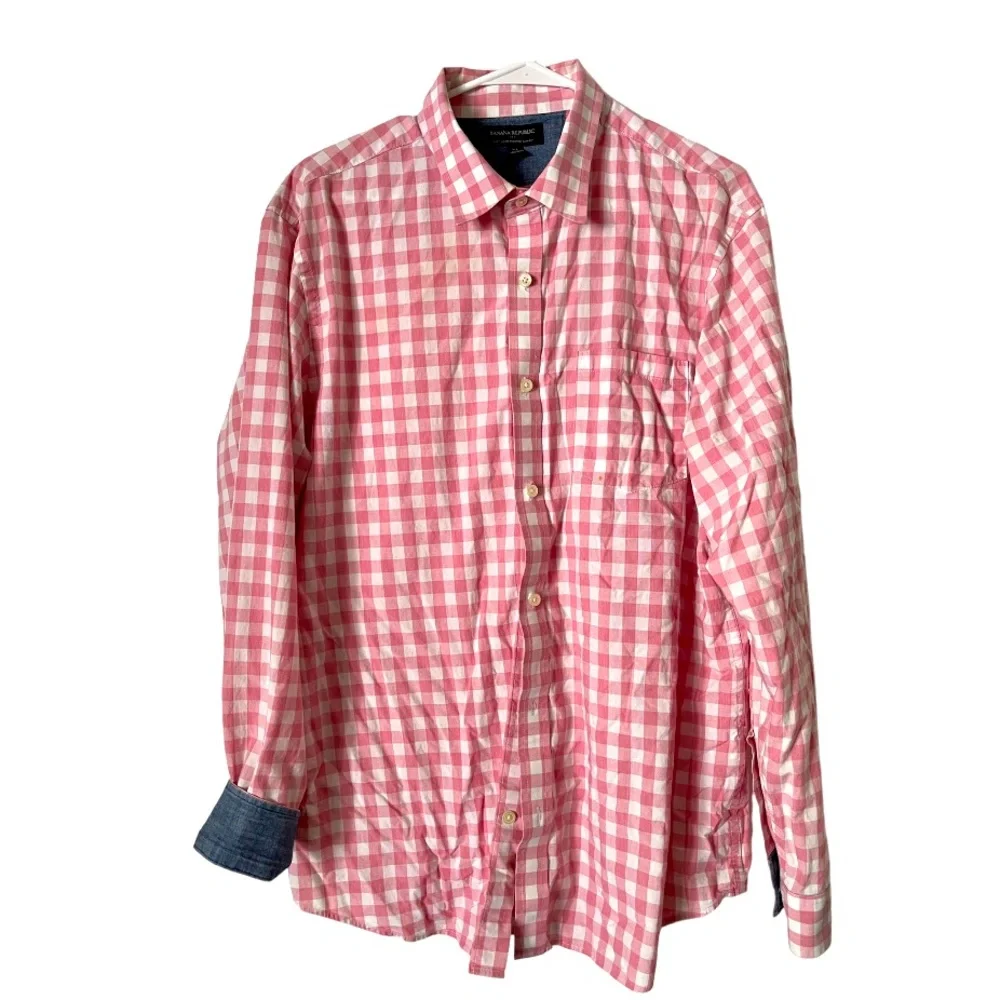Banana Republic Pink and White Gingham Soft Wash Tailored Slim‎ Fit Shirt